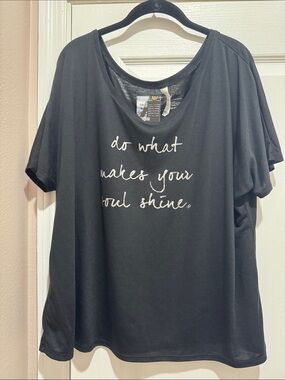 Black Short Sleeve Graphic Tee - Do What Makes Your Soul Shine
